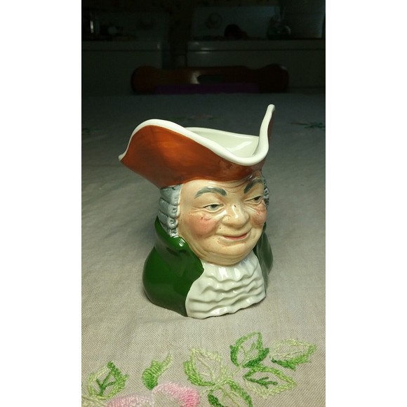 Vintage Olde Staffordshire Squire Toby Jug Creamer Made in England Hand Painted - Picture 2 of 10